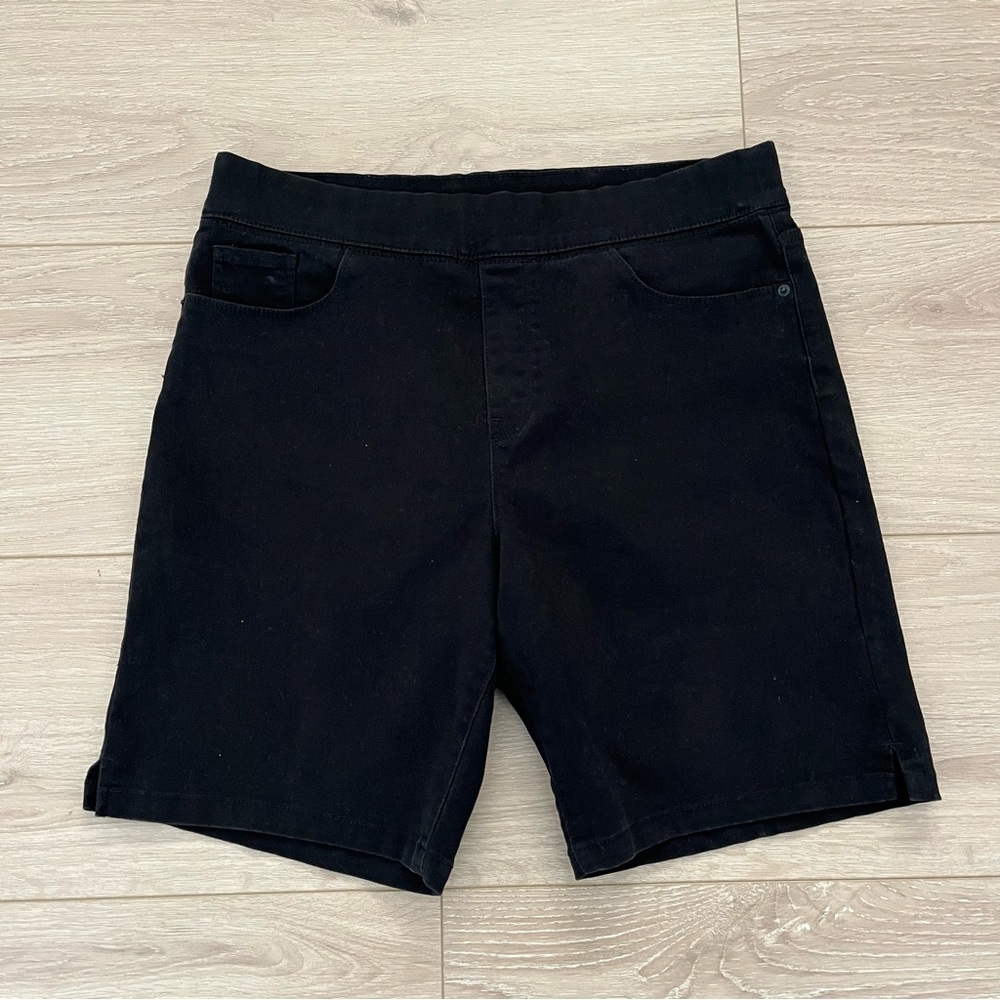 Women's DKNY Jeans Pull On Elastic Black Shorts